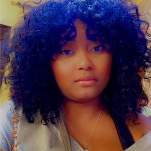 Meet your Posher, Ashely